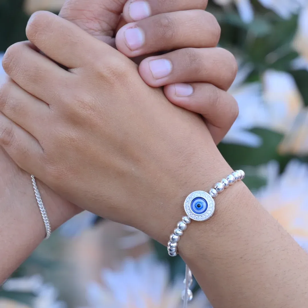 Elegant Silver Bracelet – Floral Design with Evil Eye Stone for Protection